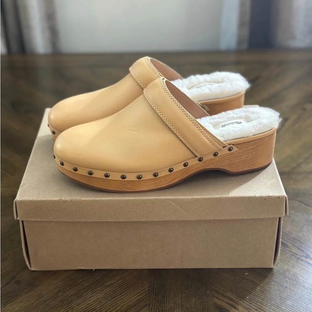 Madewell Beige Leather Mules - Picture 3 of 10